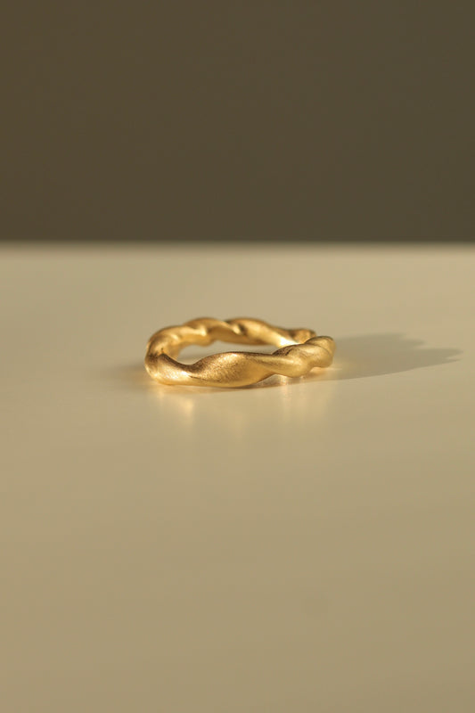 Silk Twist Ring