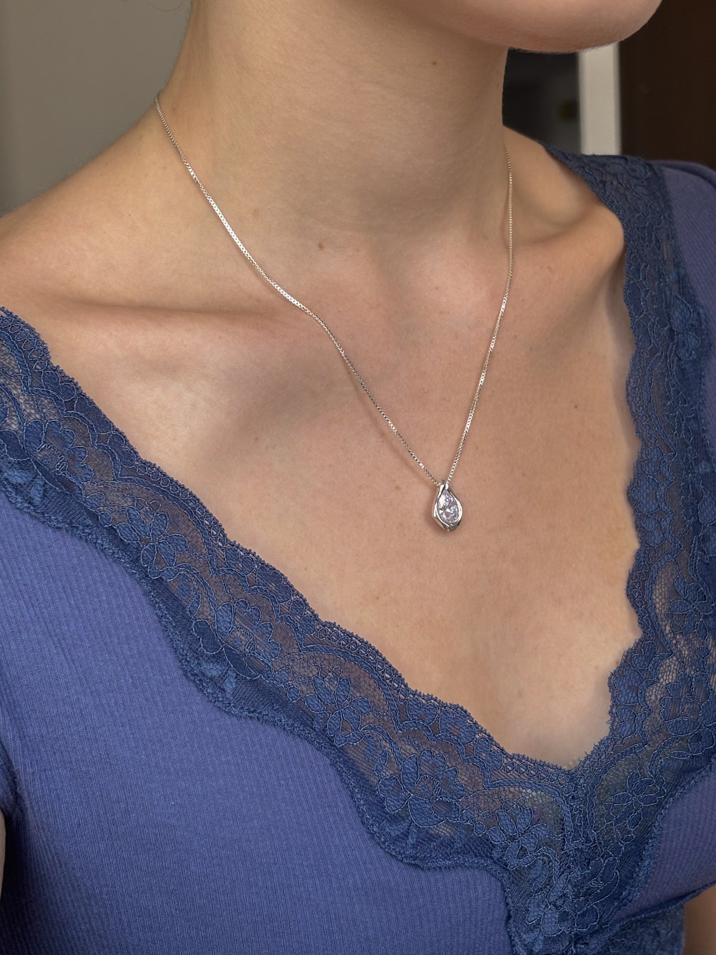 Drop Pendant -  white